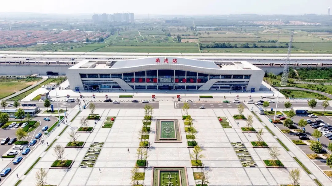 荣成高铁站施耐德奇胜cbus照明系统.webp